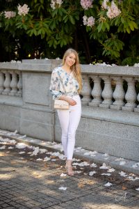 floral top blue and white